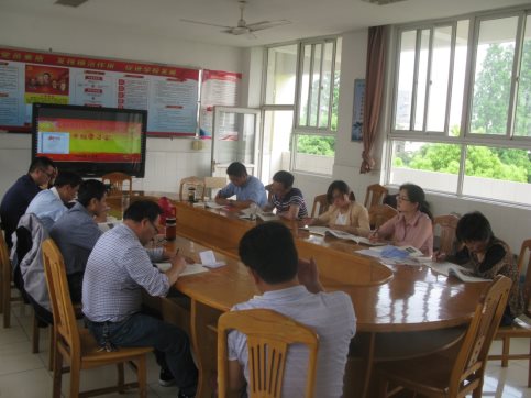 \\Hscjzx\学校照片\2018上\5.24党员专题学习\IMG_7137.JPG